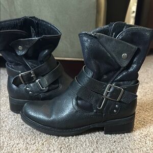 Hailie Black Leather Boots - Size 7M